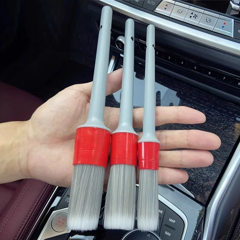 3 قطع من فرشاة التفاصيل الداخل - مراجعة Interior Detailing Kit وسعره